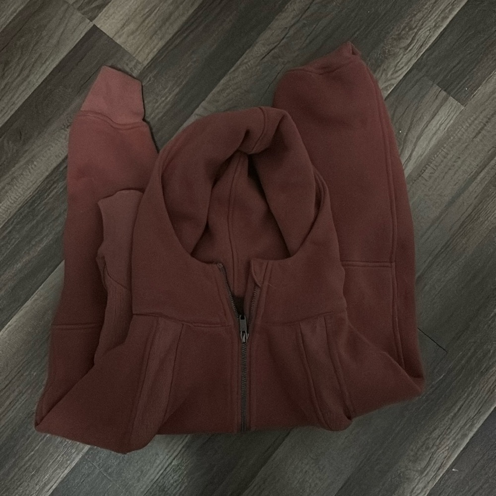 Lululemon scuba